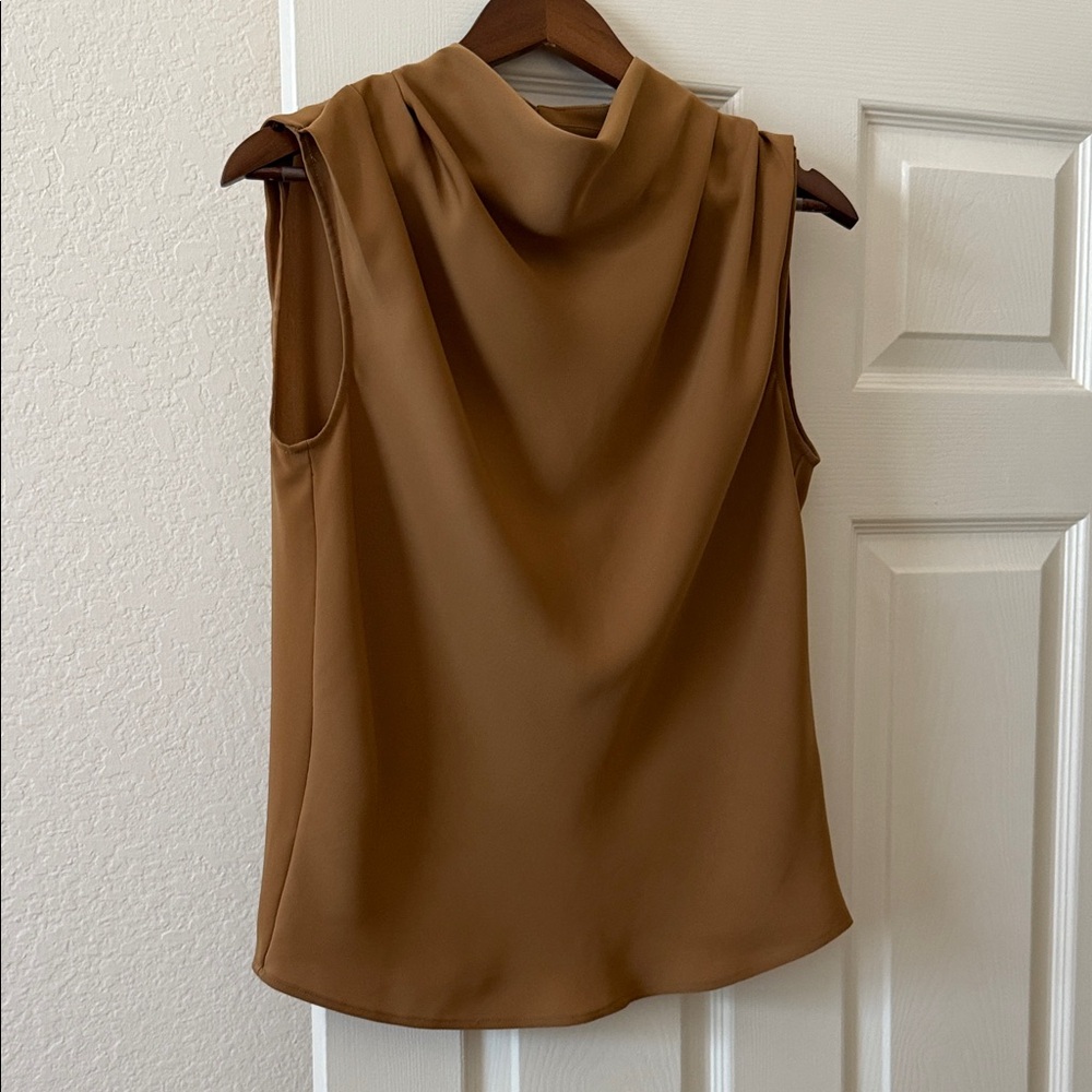 Aritzia Babaton Carter blouse  Sleeveless Caramel Top with Cowl Neck sz XS